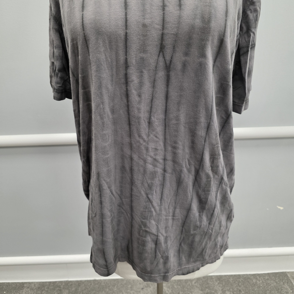 Men's Gray Tie-Dye Short Sleeve Tee - Picture 4 of 9
